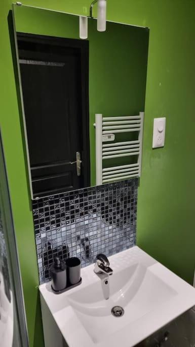 L'Elegance 002 Apartment Камбре Екстериор снимка